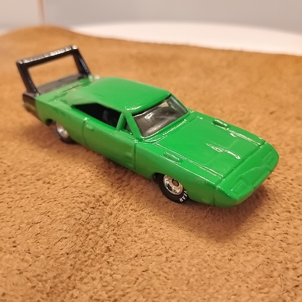 Vintage Hot Wheels ’69 Dodge Charger Daytona Real Riders